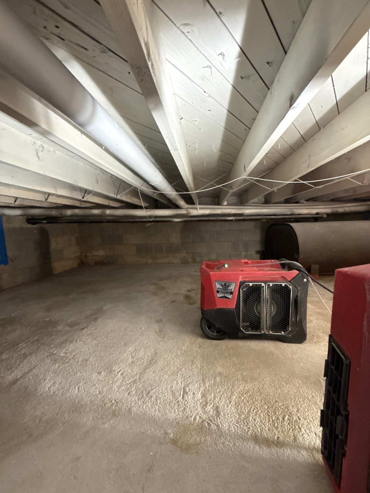 crawlspace mold encapsulation at a home in Melville New York 