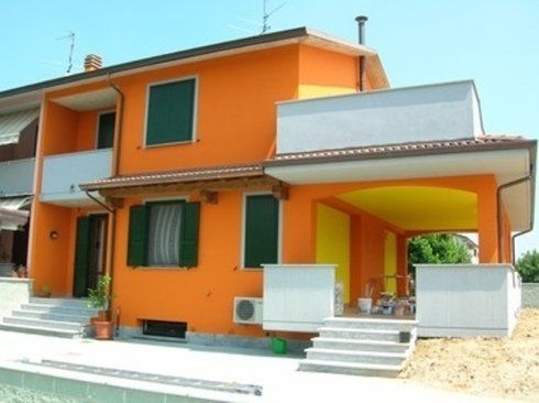 edificio arancione