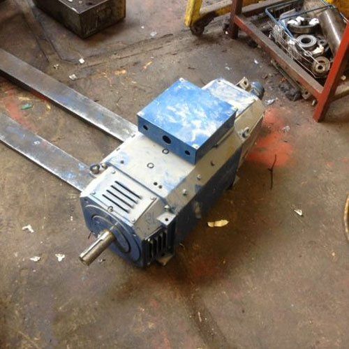 Electric motor on a workbench