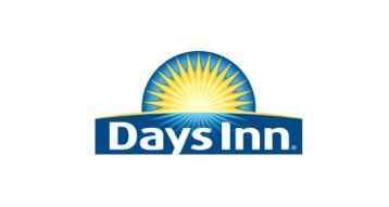 Es un logotipo para un resort y club de campo.