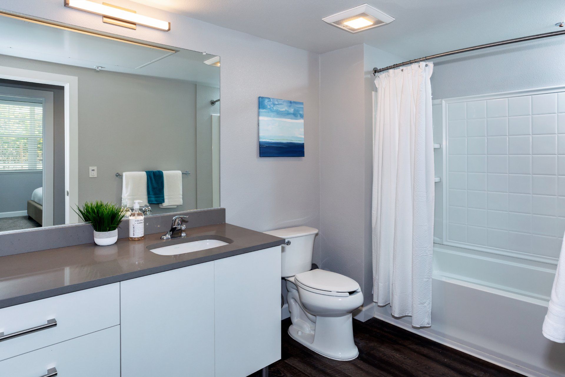 Neighborhood Marina Crossing