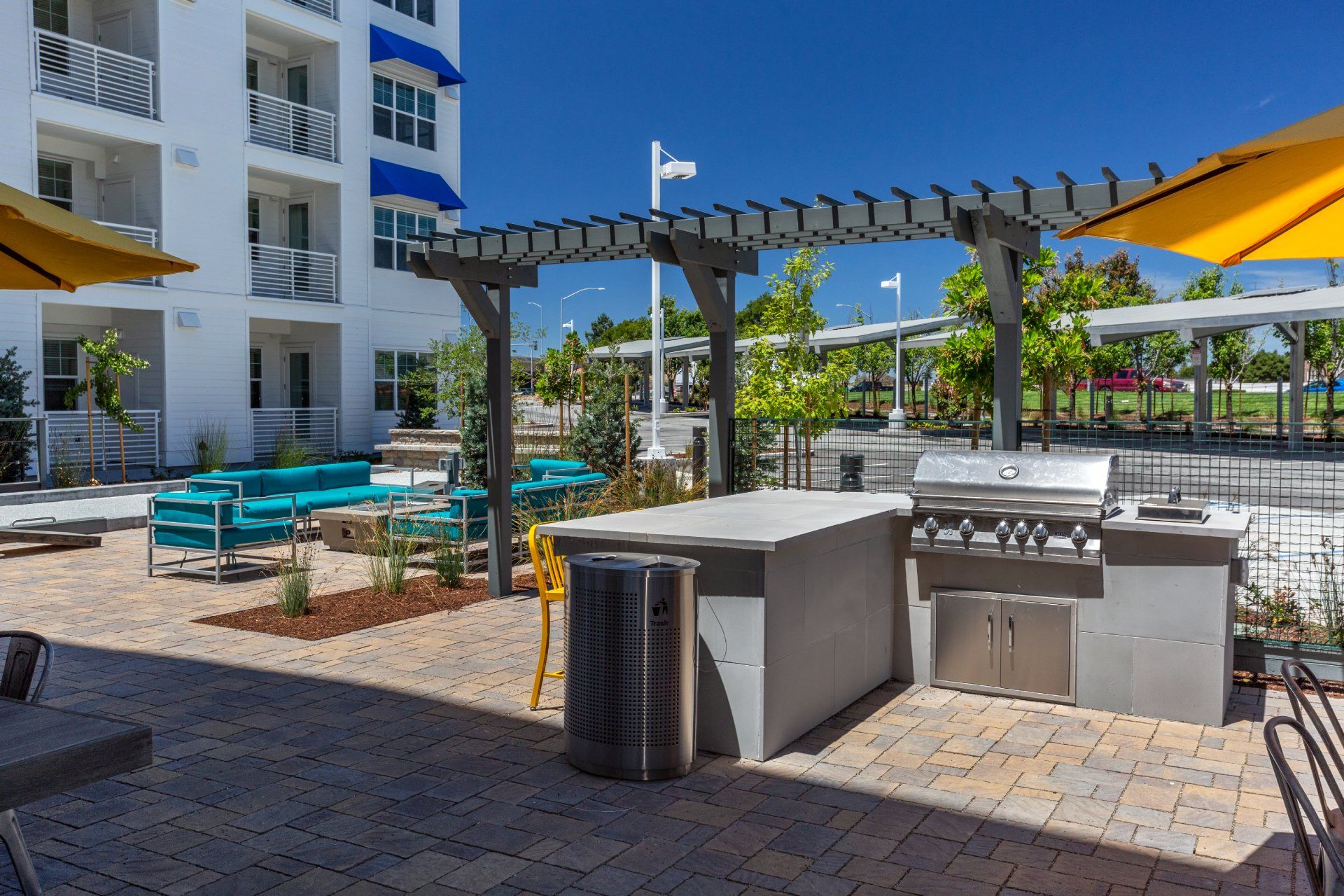 Neighborhood Marina Crossing