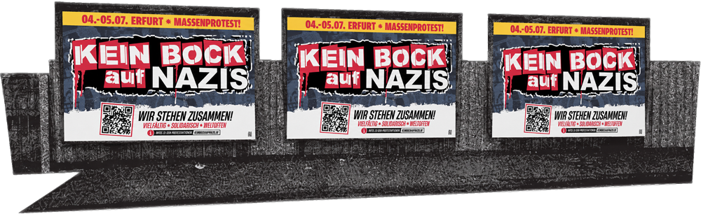 Plakatwand mit Kein Bock Auf Nazis Plakaten.