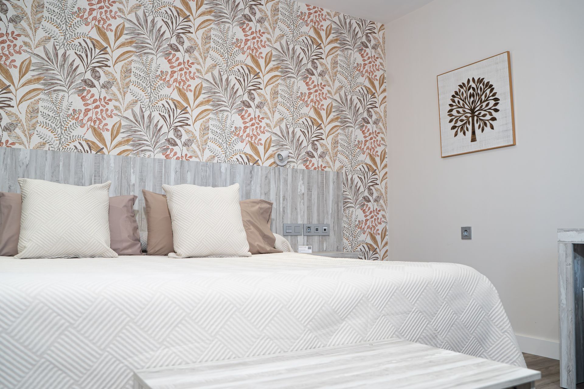 Dormitorio Doble Superior con Terraza con Vistas Laterales al Mar