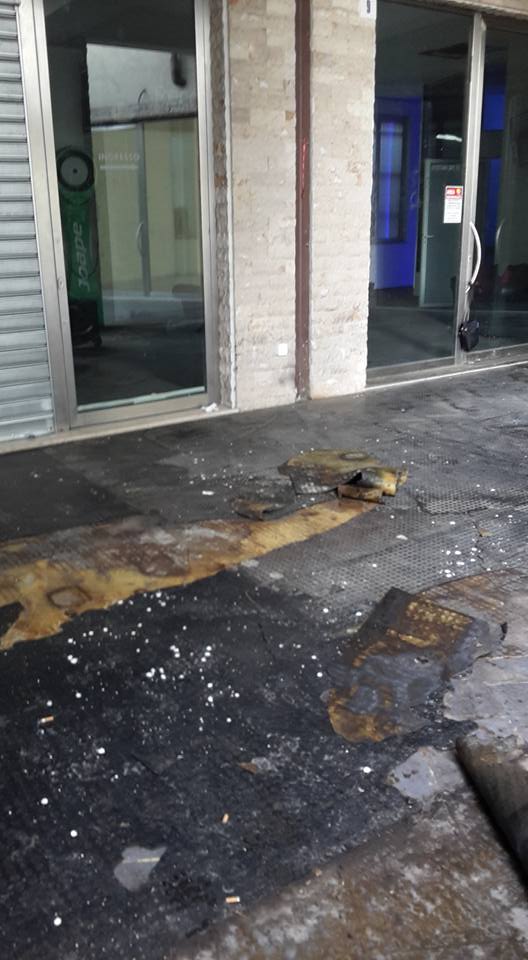 servizio di trattamento per pavimentaioni