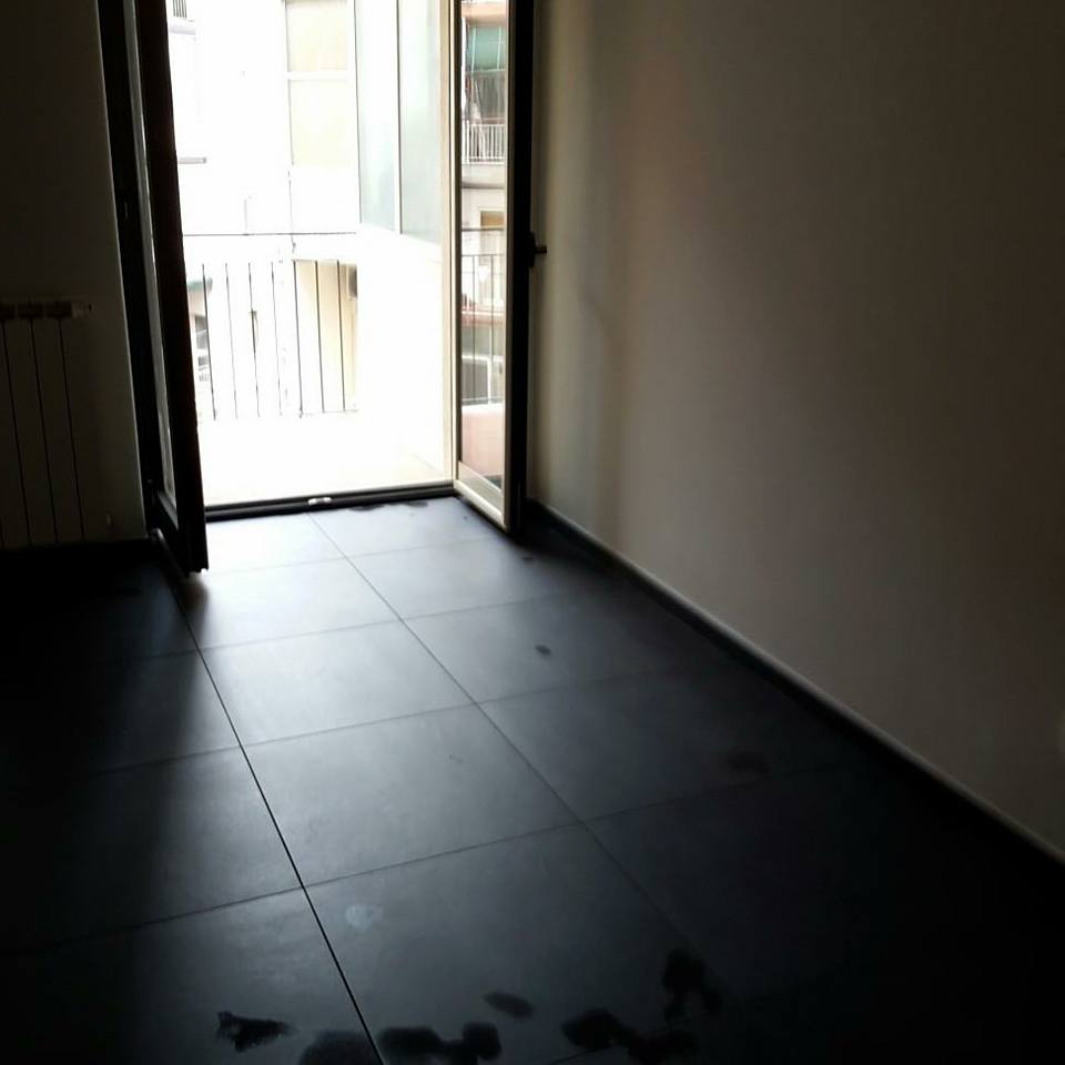 pulizia di un pavimento