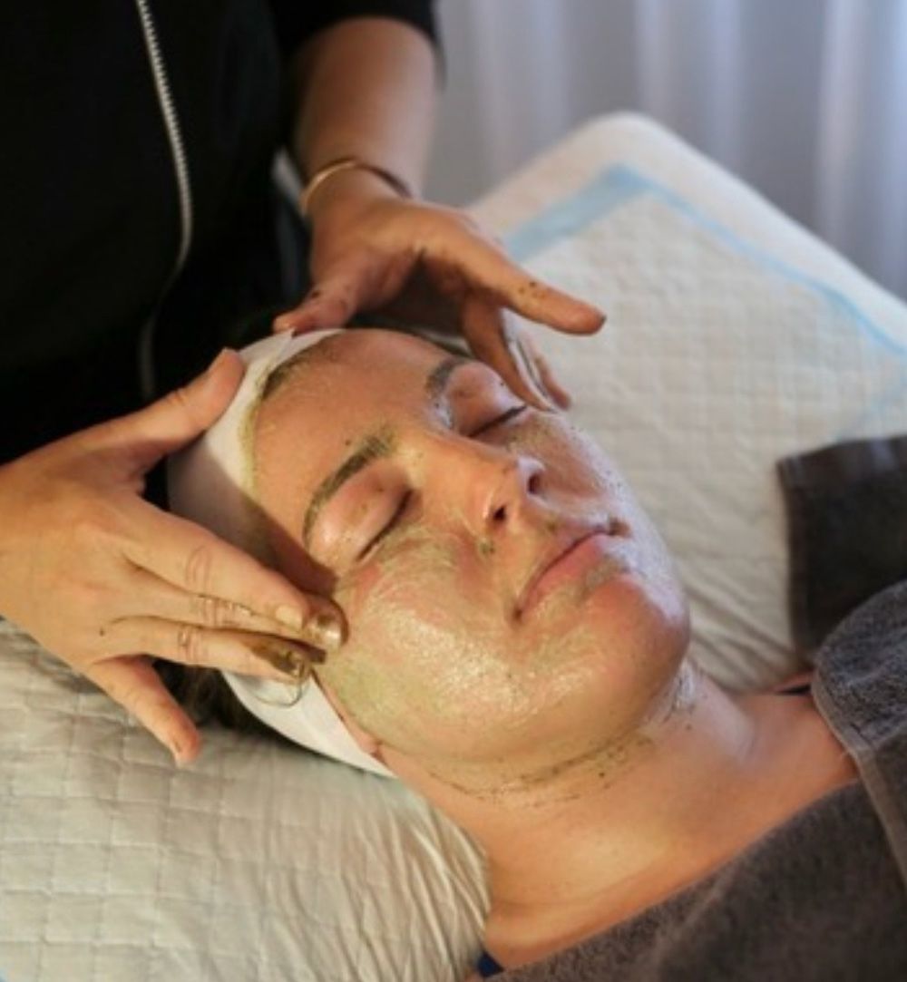 A Facial Treatments At Mackay Skin Clinic