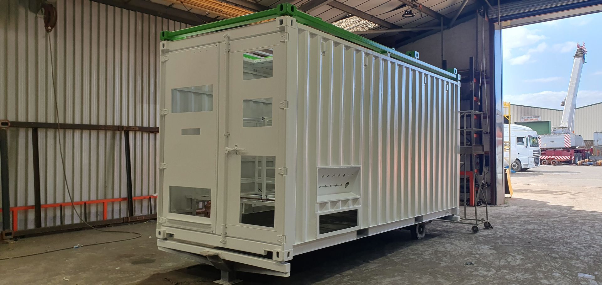 Painting the container