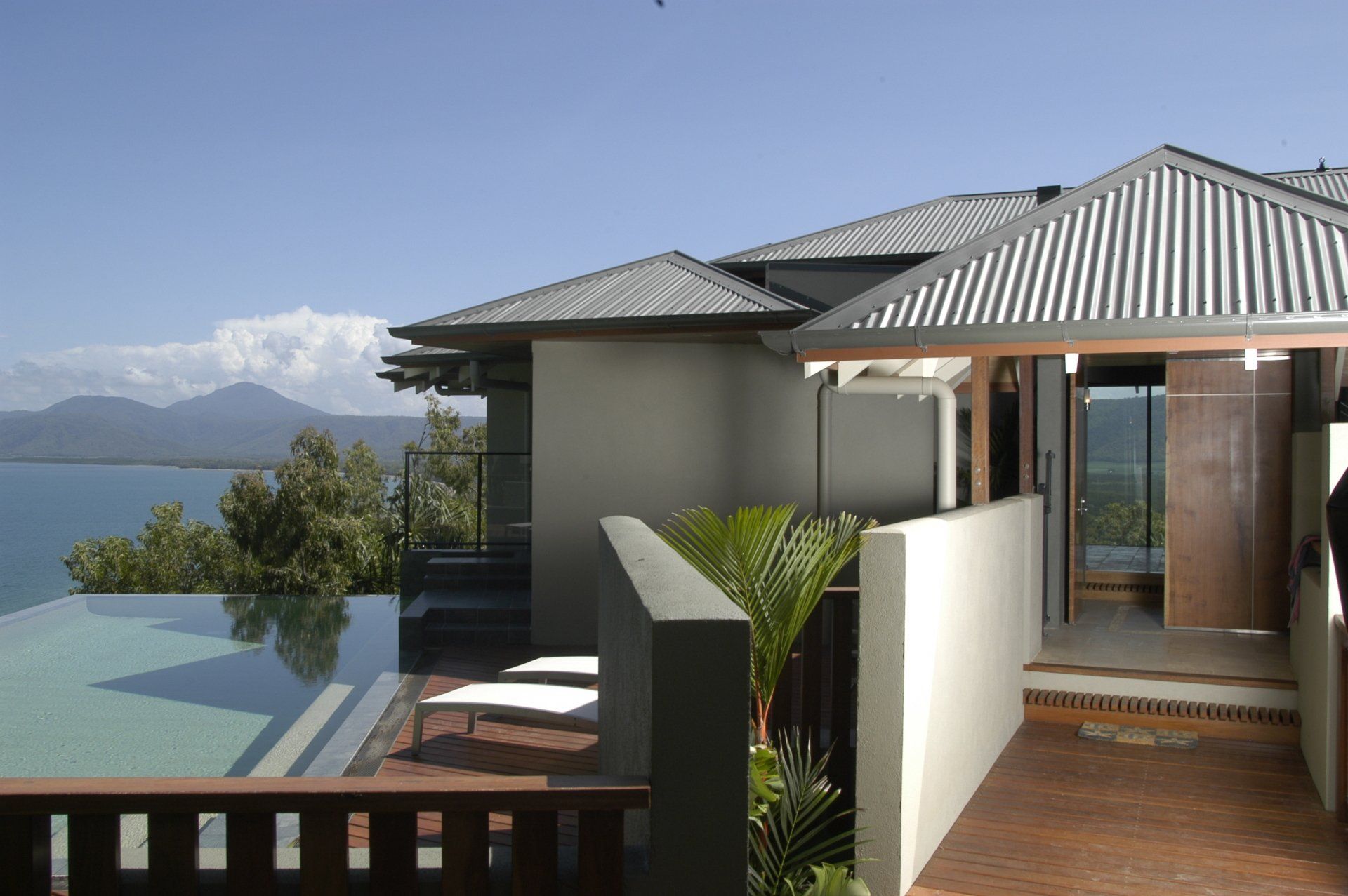 The Peninsula Boutique Hotel