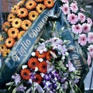 corona di fiori funebri