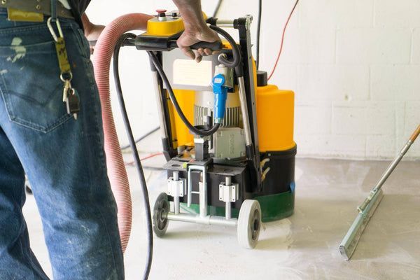 How to use a concrete grinding machine.