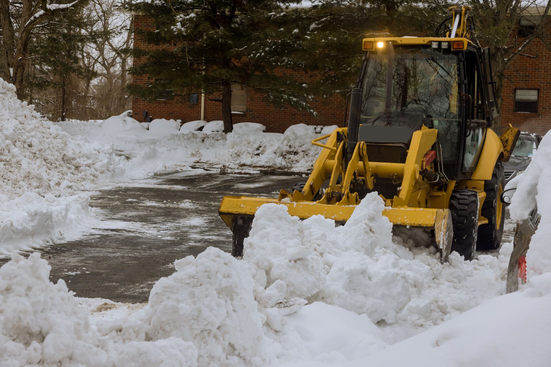 The Benefits of Professional Snow Removal Services for Businesses