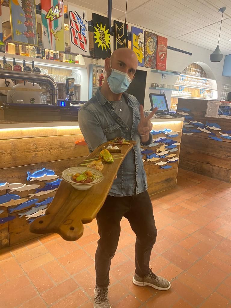 Piatti serviti su tagliere