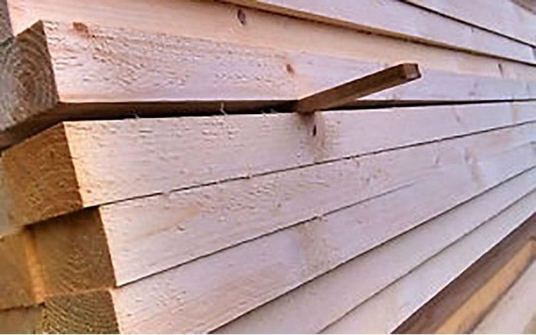 Listelle in legno da costruzione