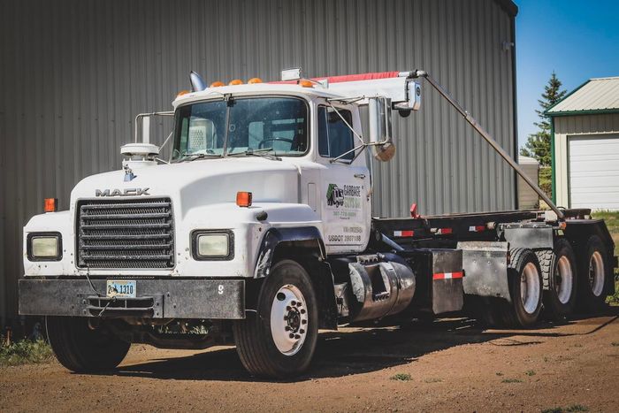 Garbage Guys Roll-off truck