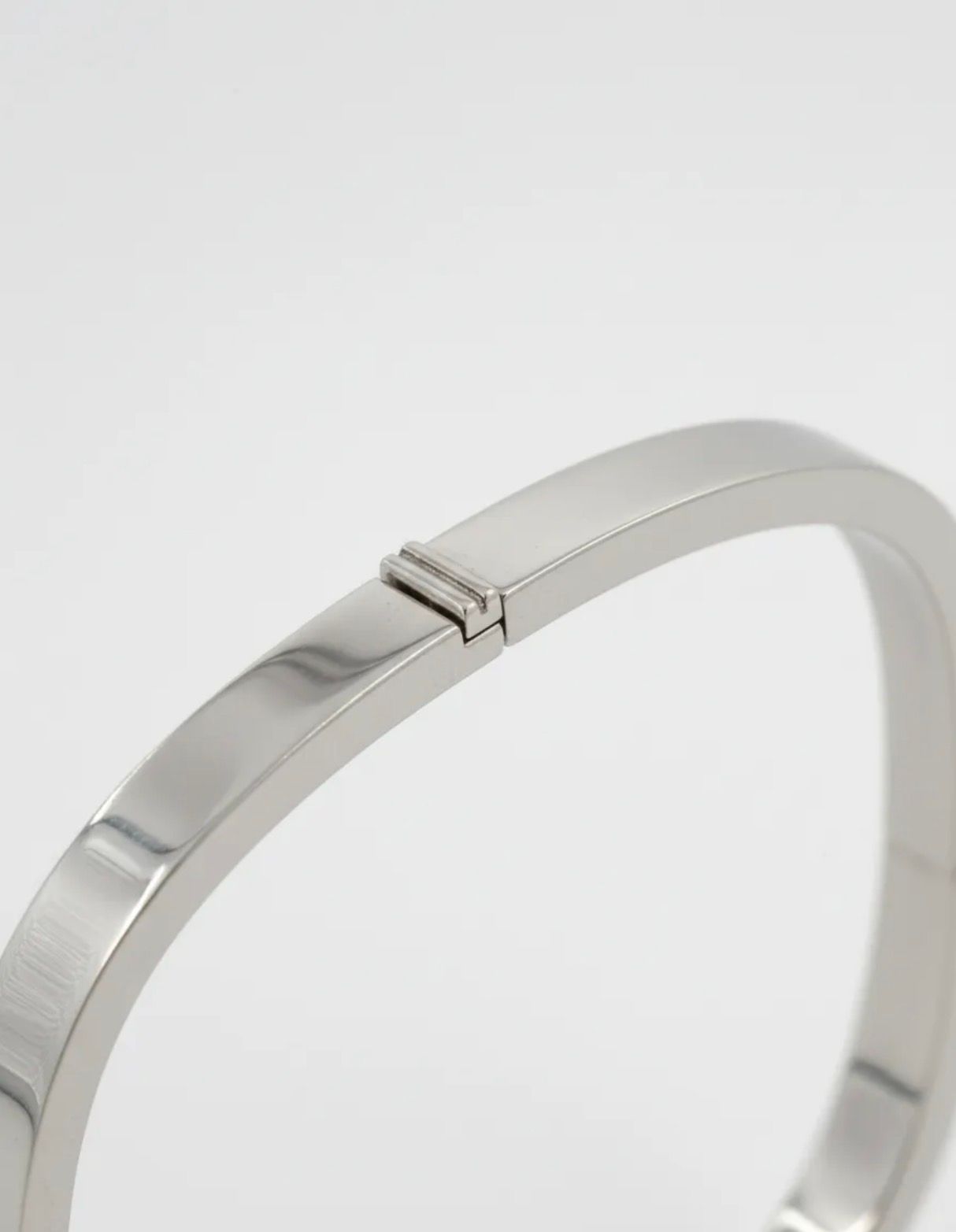 Pulsera Esclava lisa 60mm pes 17.20