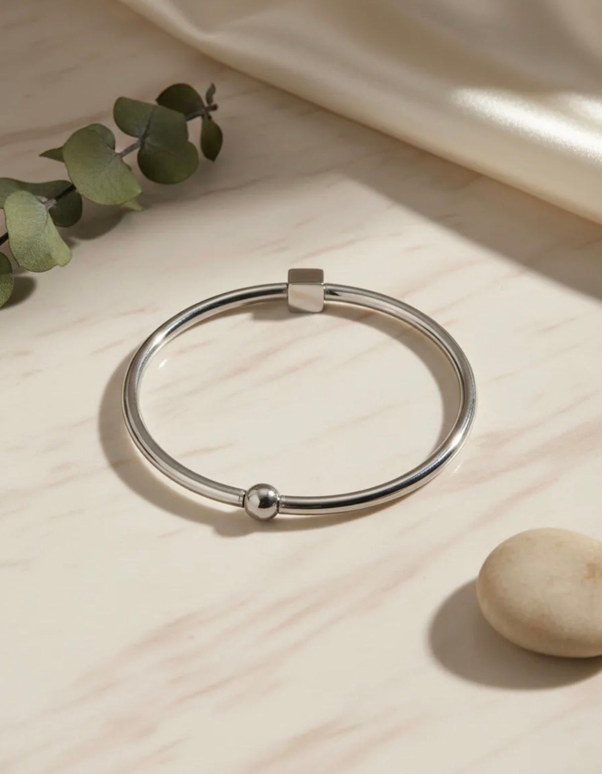 Pulsera Esclava lisa 60mm peso 11.7