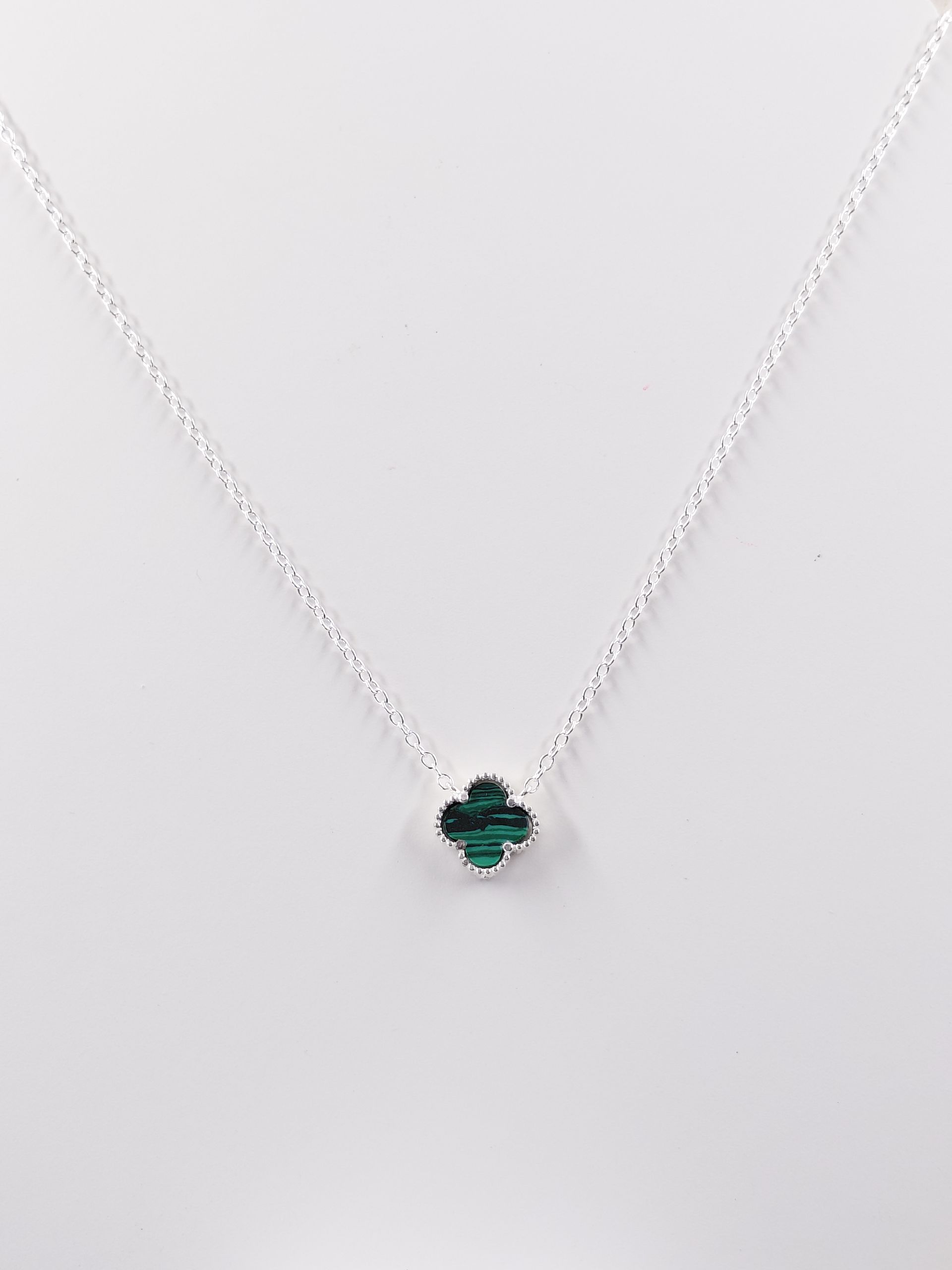 Collar Trebol Van Suerte color Verde