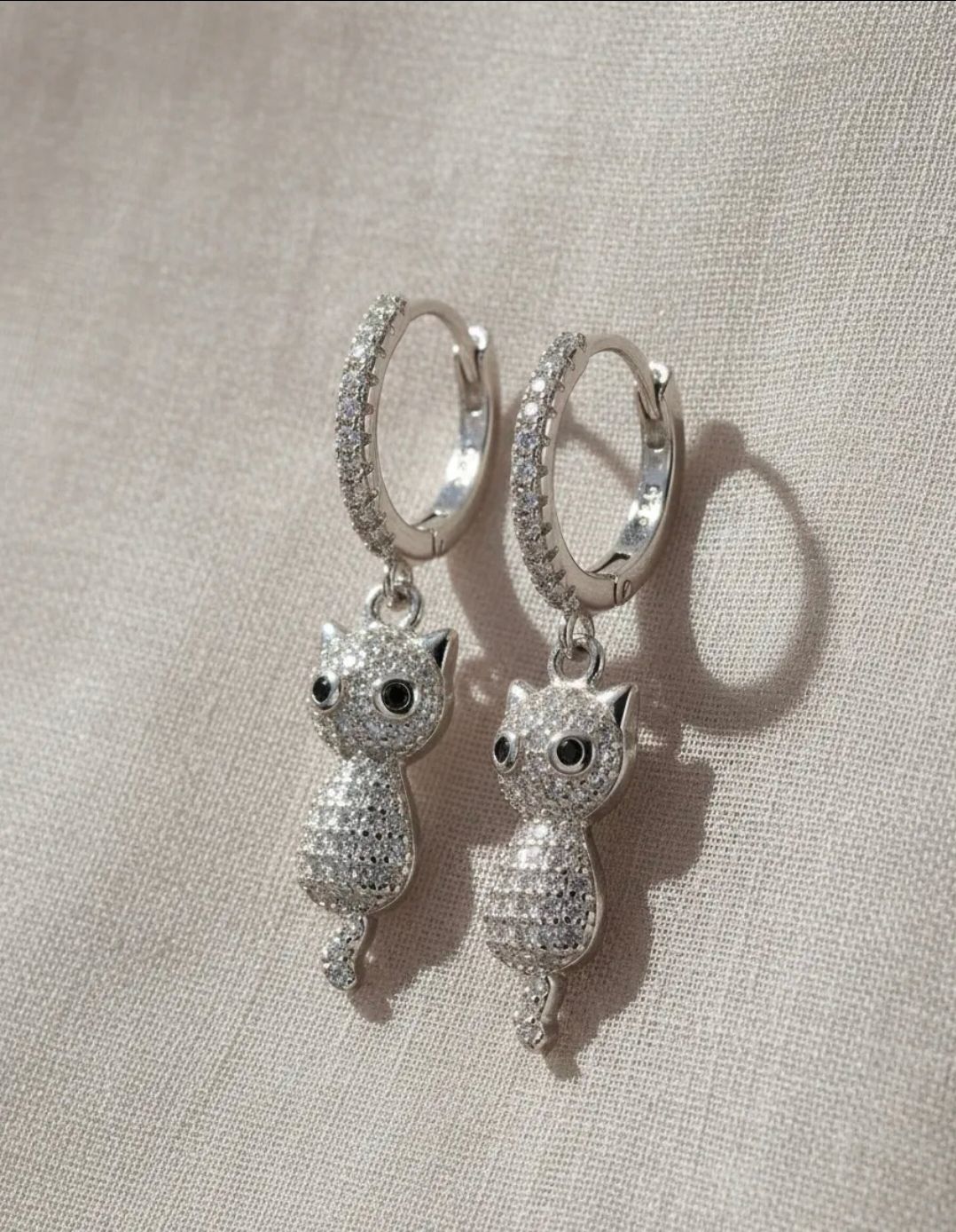 Aro Arito Cubano Huggies Gato Colgante Cubics