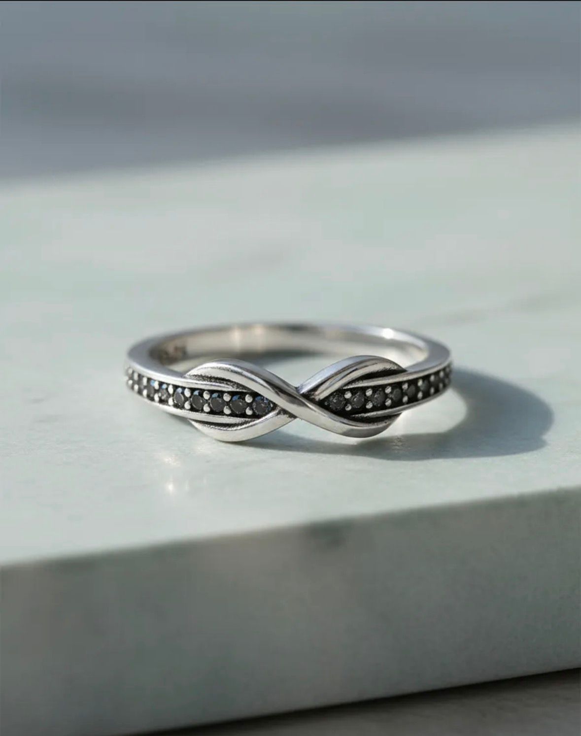 Anillo Medio Sin Fin Cubics Infinito Amor