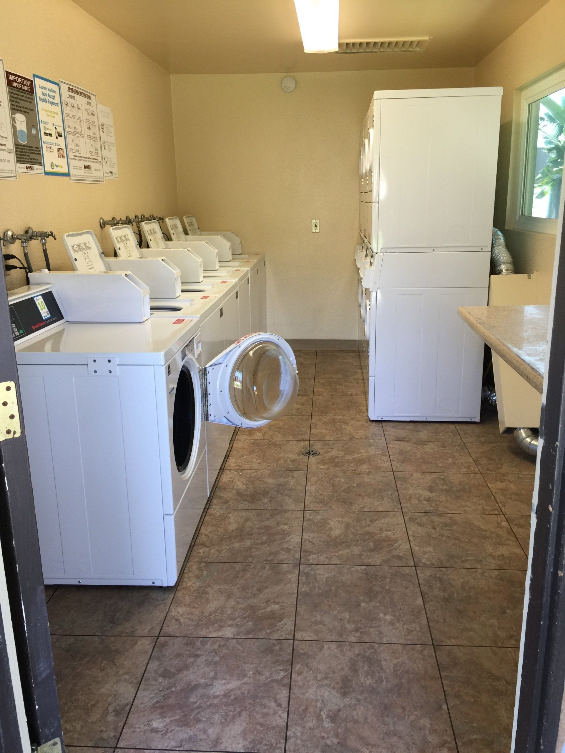 Laundry Room | Peppertree Apartments
