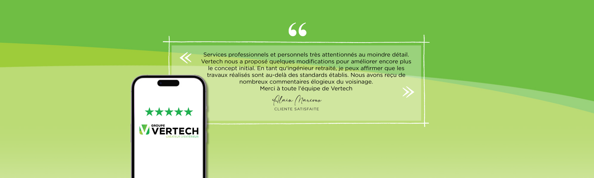 Un téléphone portable affiche une critique sur un fond vert.