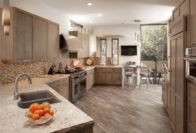 FEATURED KITCHENS