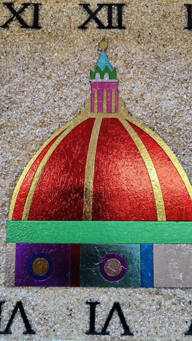 Un disegno di una cupola con numeri romani sopra