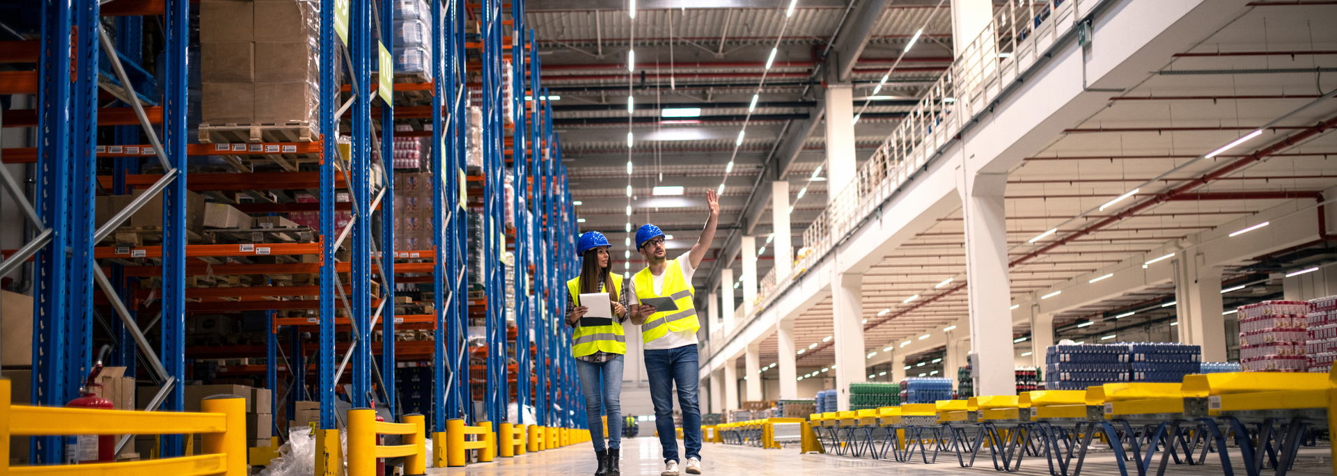 Picture of a huge warehouse.