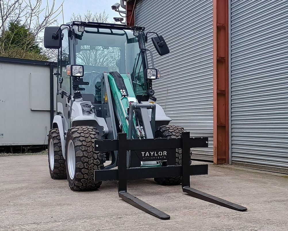 Pallet Fork Carriages Attachment