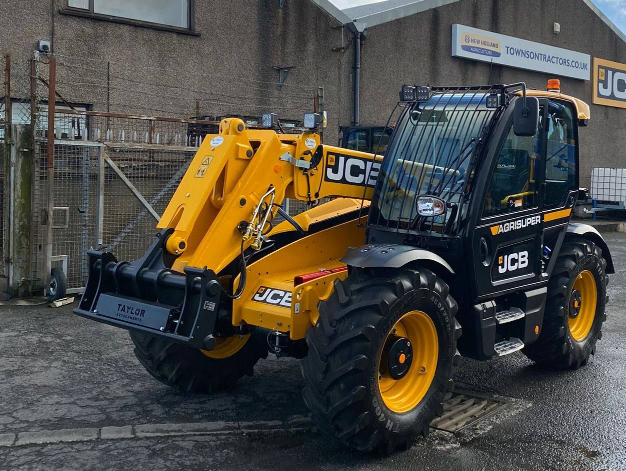 JCB telehandler with new headstock