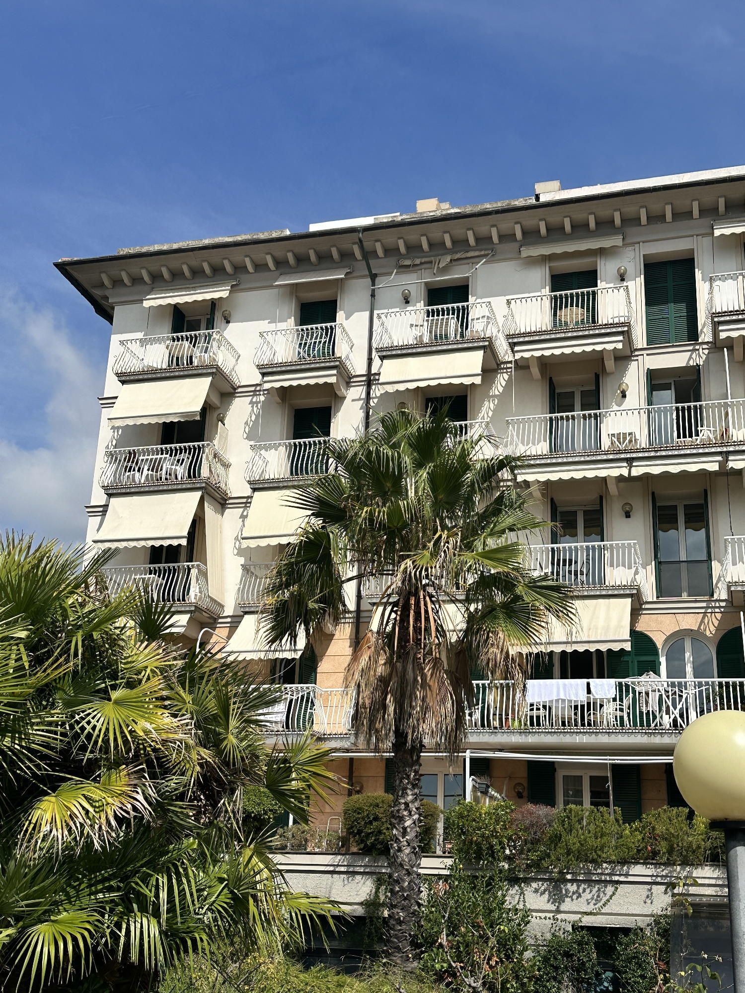 Flats for rent Genova Nervi Residence Savoia & Savoia