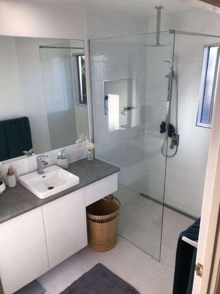 kitchen & bathrooms-07