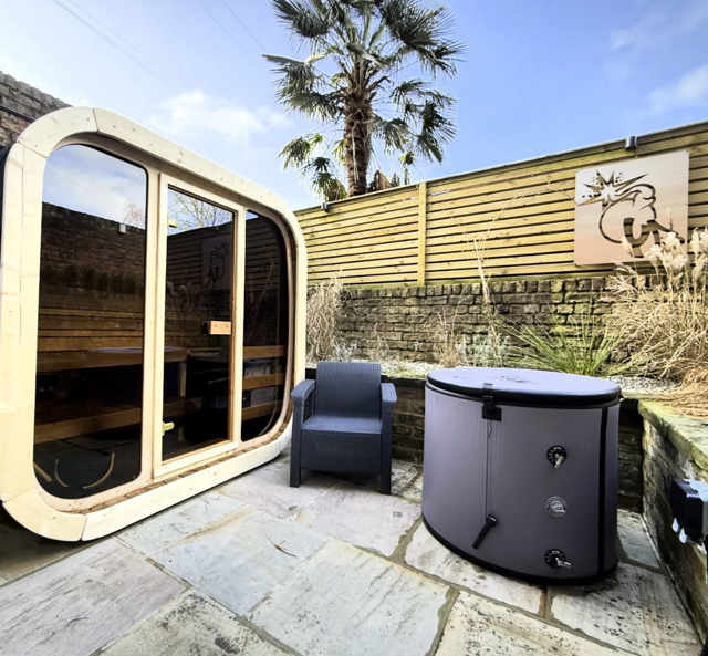 2/3 person Sauna and cold plunge