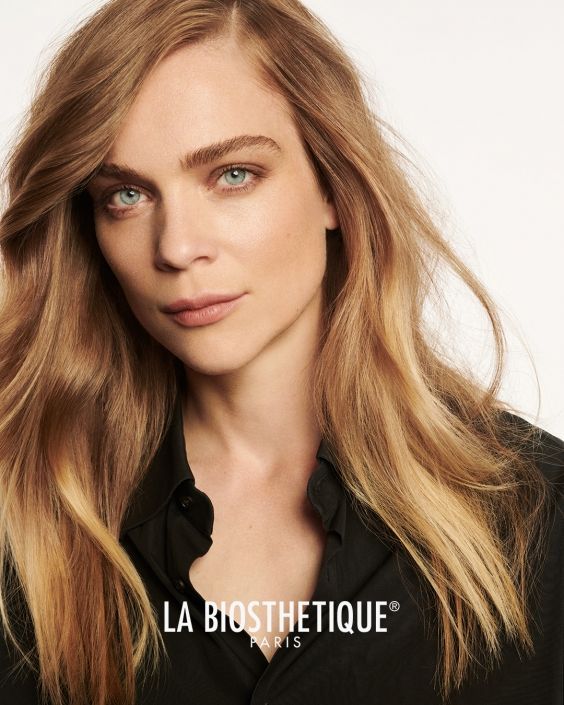 Shop Front — Hairdresser At Work in Cairns City, QLD