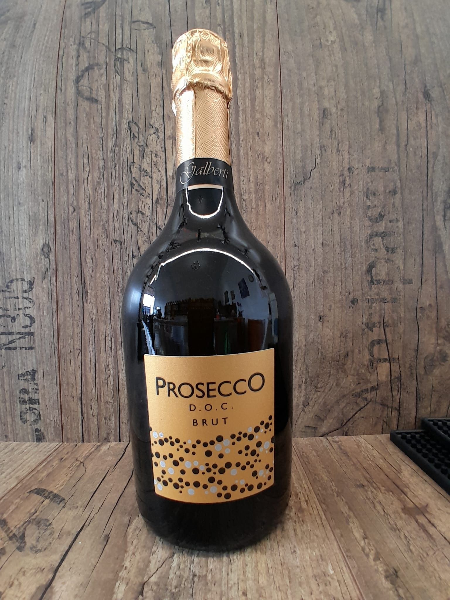 Una bottiglia di prosecco