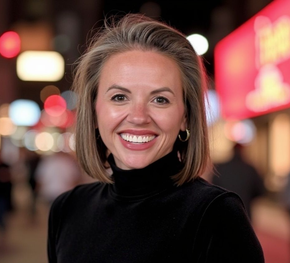 Photo of Jamie Felts, showcasing her leadership and dedication at Terrain Civil.
