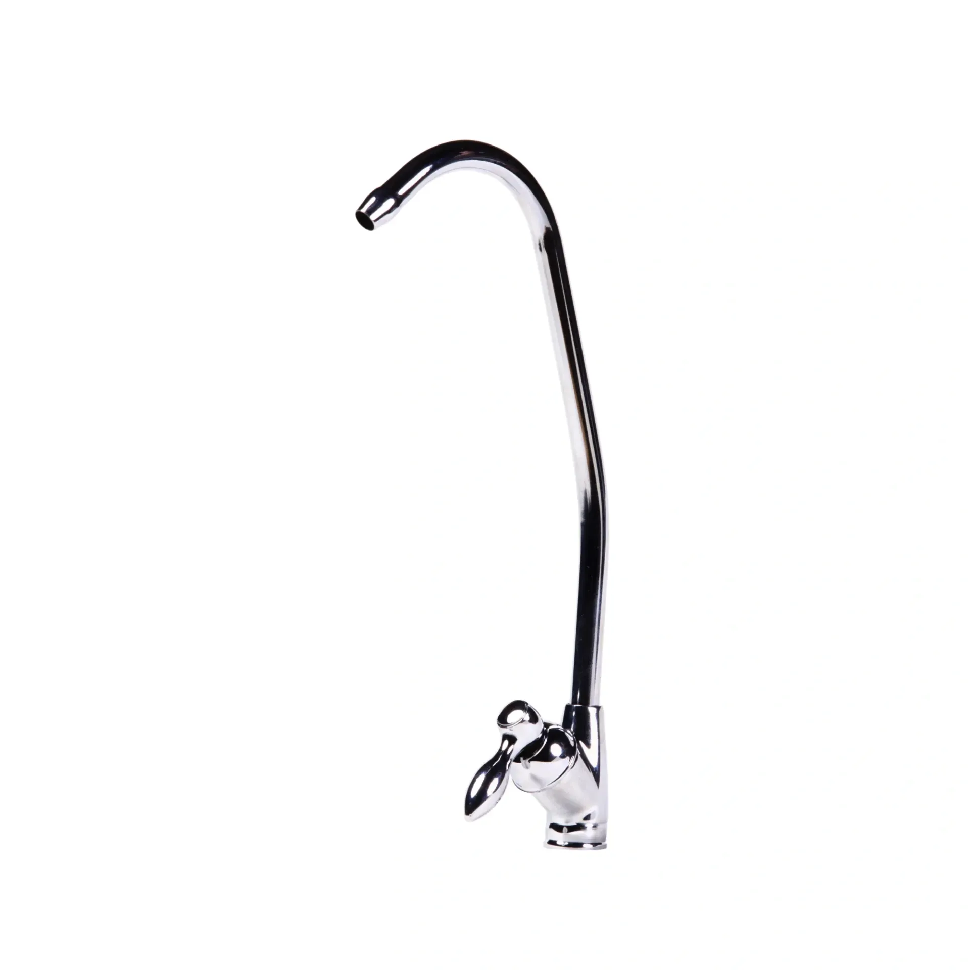 Robinet chromé avec bec haut et incurvé ; poignée à levier.