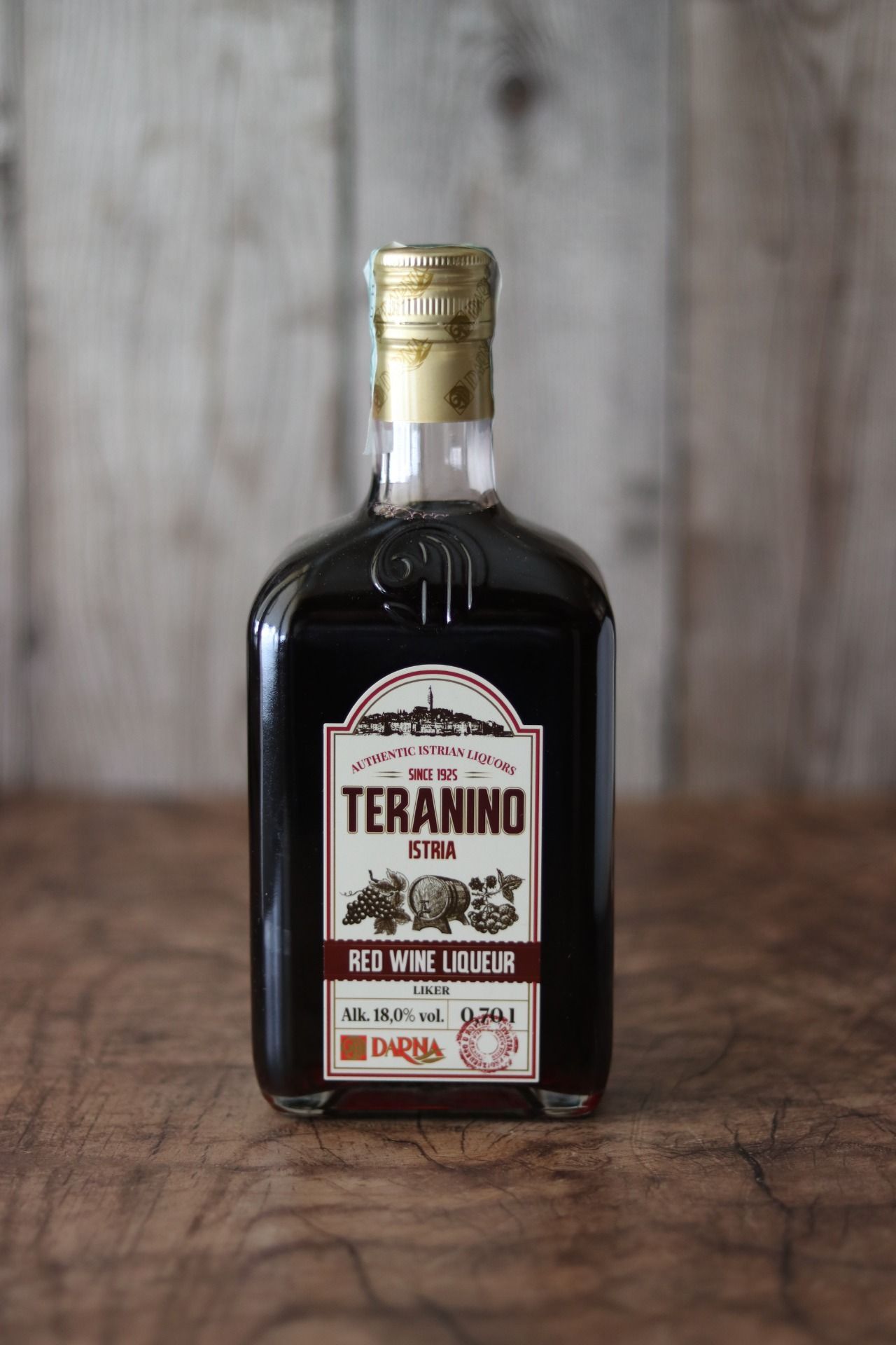 Bottiglia di Teranino Istria