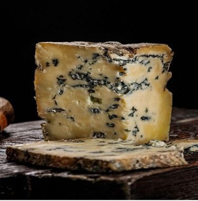 Pezzo di formaggio Roquefort