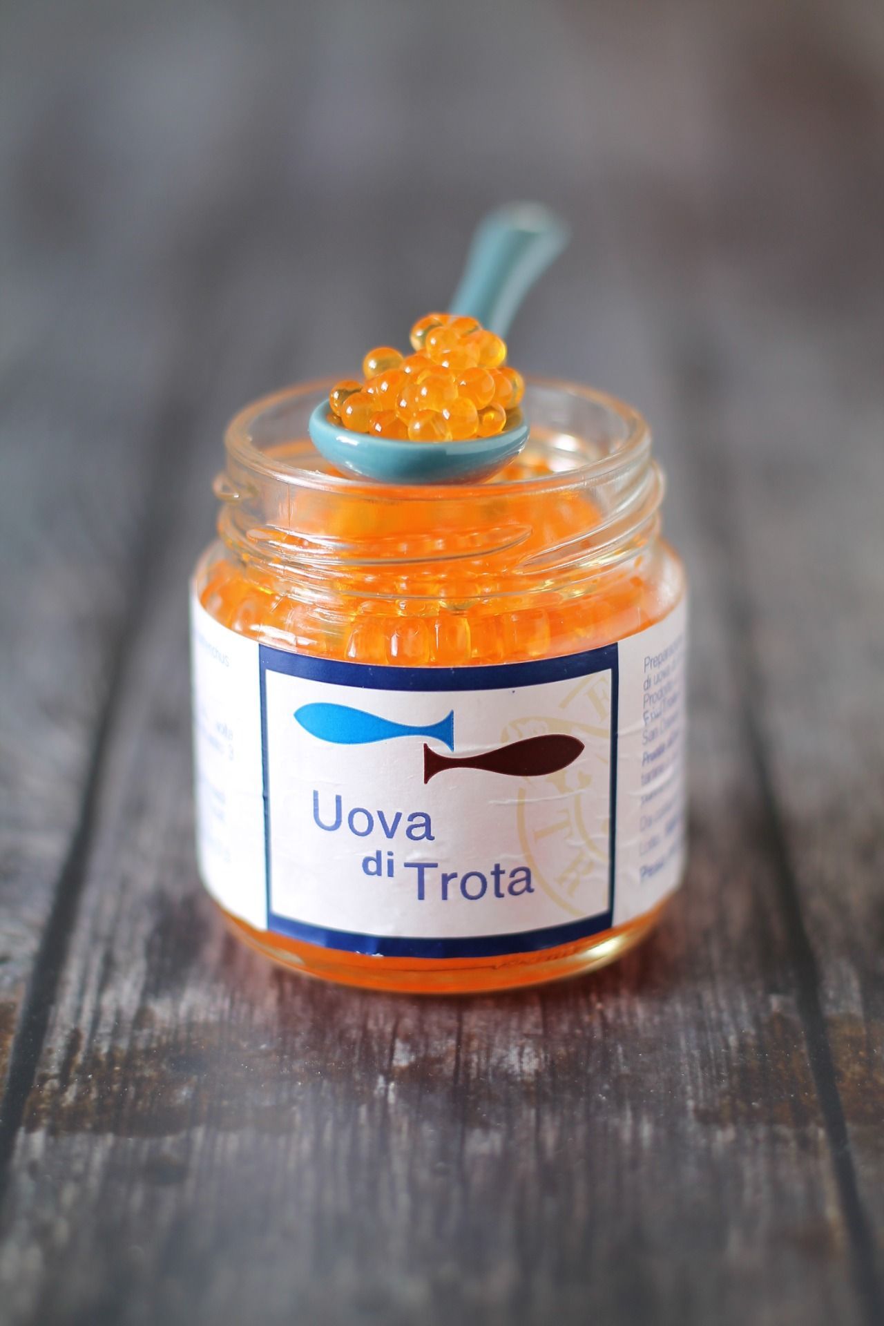 confezione di uova di trota