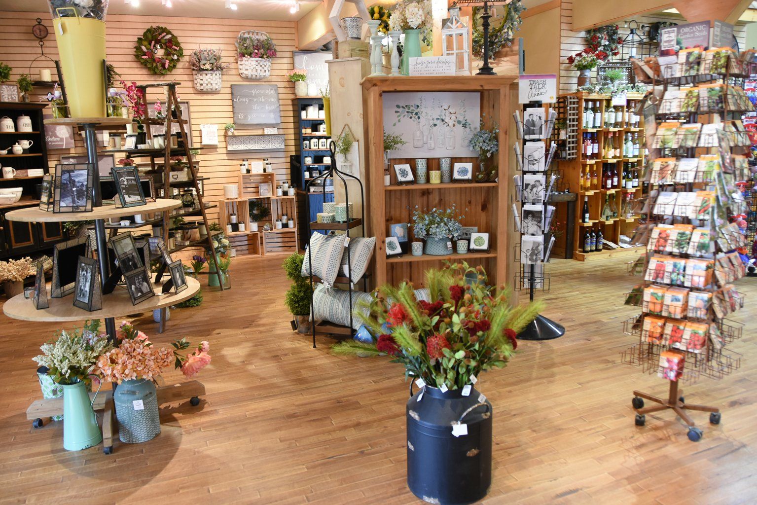 Pet, Feed Store Fort Atkinson, WI Blodgett Garden Center