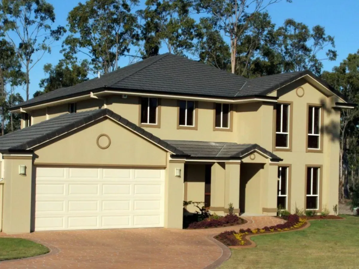 A Modern House with Garage Door — Hastings Garage Door Services in Port Macquarie