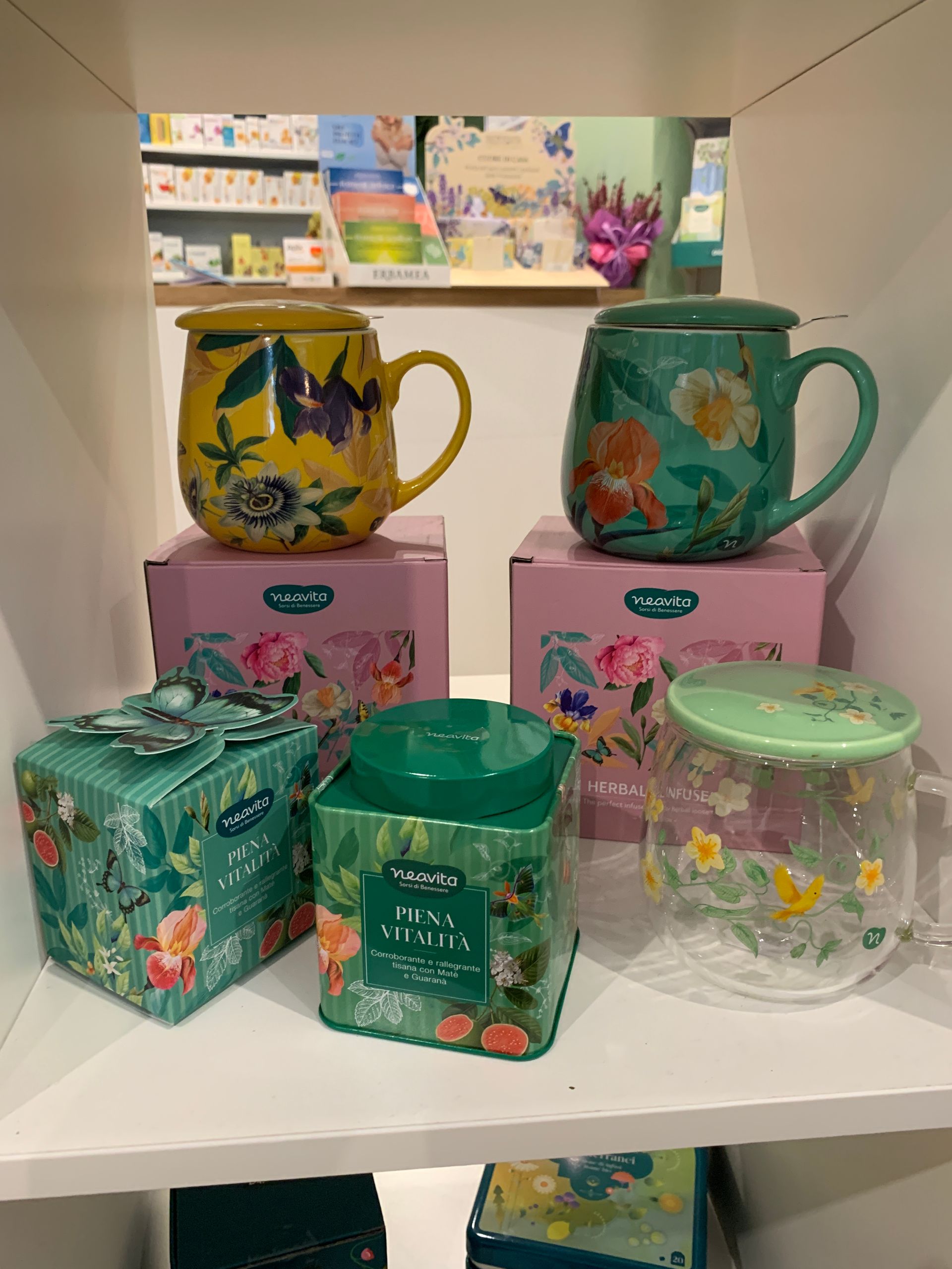 Assortimento di tazze