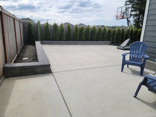 Driveway — Puyallup, WA — Minh's Landscaping and Gardening Service