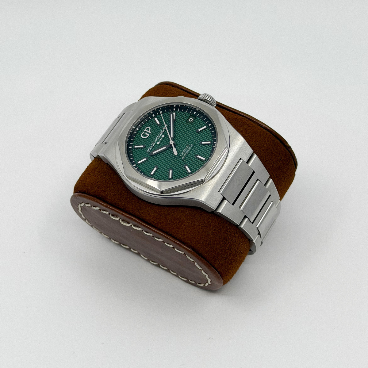 Girard-Perregaux Laureato Green Dial (2022)