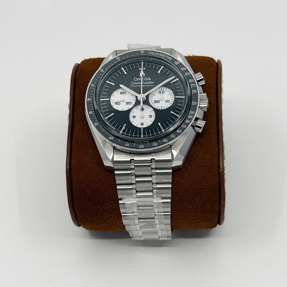 Omega Speedmaster Professional Reverse Panda (2026, BNIB)
