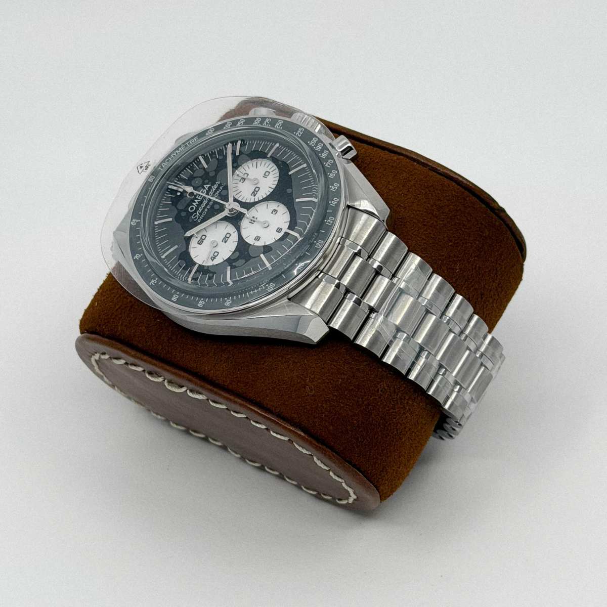 Omega Speedmaster Professional Reverse Panda (2026, BNIB)