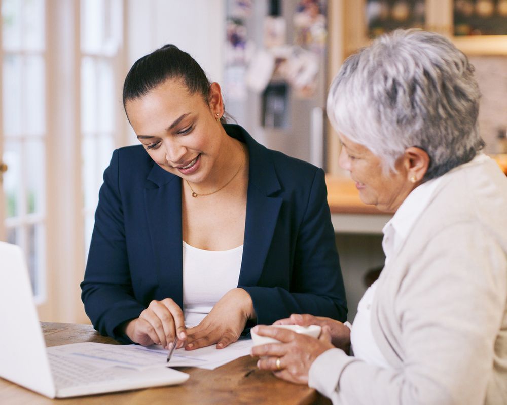 Consultant Meeting with a Senior Woman — Puyallup, WA — Froehling Hendricks