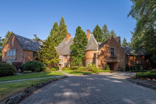 Lewis and Clark College